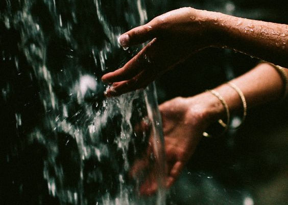 hands-water.jpg