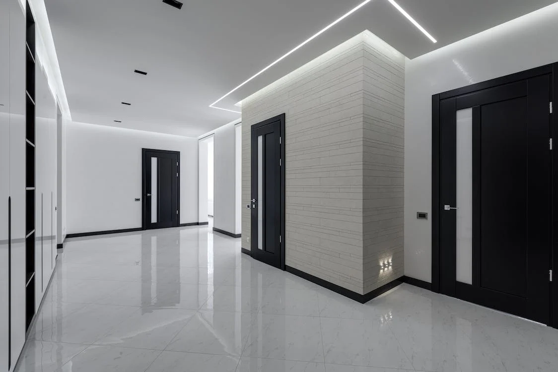 5 Reasons to Consider Commercial Floor Refinishing Services