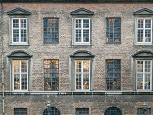 Traditional Construction Types in North London: Solid Brick vs. Cavity Brick Walls