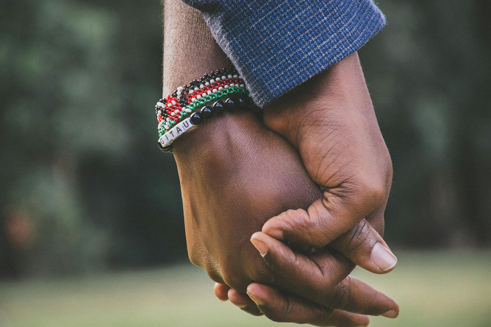 How to Set Boundaries and Expectations In Polyamorous Relationships