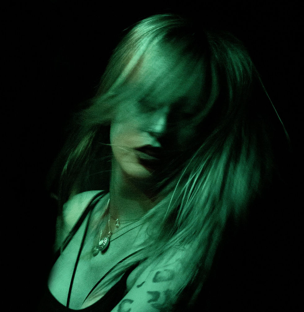 Amphettamine Releases "Romeo's Distress" Version and Dives into the Essence of Deathrock