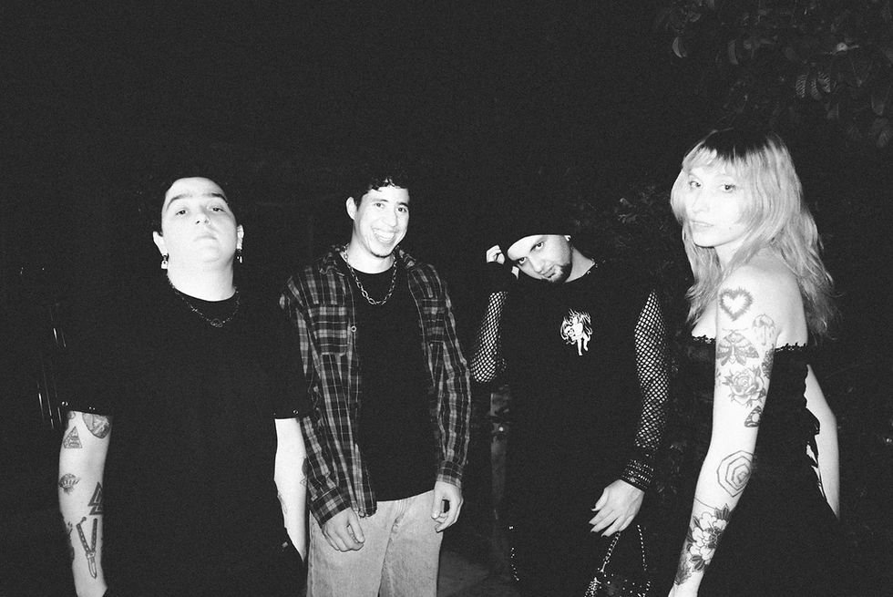 Dennehy apresenta single mais pesado da carreira e antecipa novo álbum