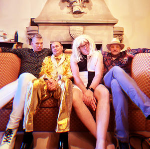 The Must Haves anuncia novo single "Evie" e edição limitada em vinil