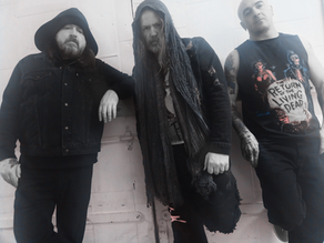 IX of Blades Retorna com "Way of The Midnight Wave": Uma Jornada Filosófica Através do Metal