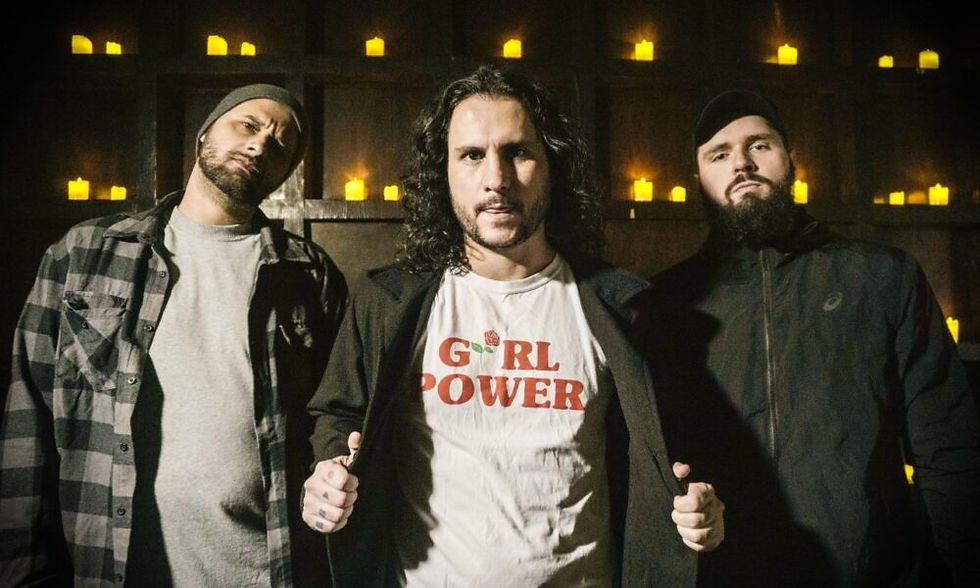 Mad Sneaks reacende o grunge para uma nova geração e transforma nostalgia em movimento cultural