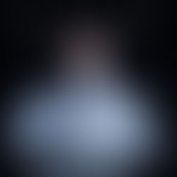 Danni Guerra lança “Bateria Infinita”, single é uma poderosa sátira sobre dependência da vida digital 