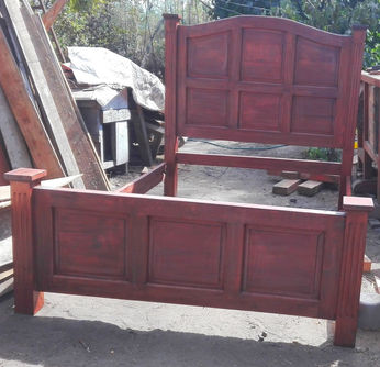 Cama dos plazas grande