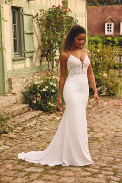 20054-robe-sirène-fines-bretelles
