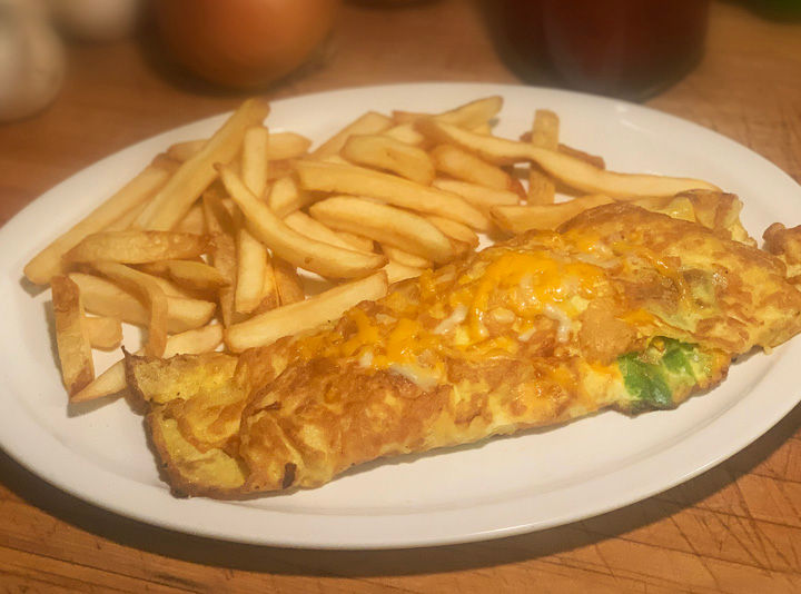 Tops Entrees & Sides Omelette for Web.jpg