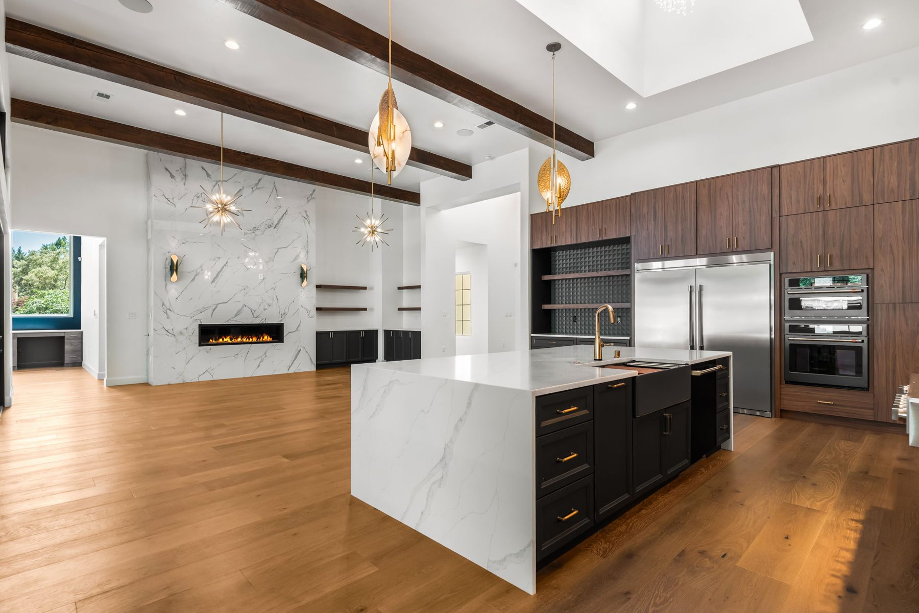 Interior design near Corrales