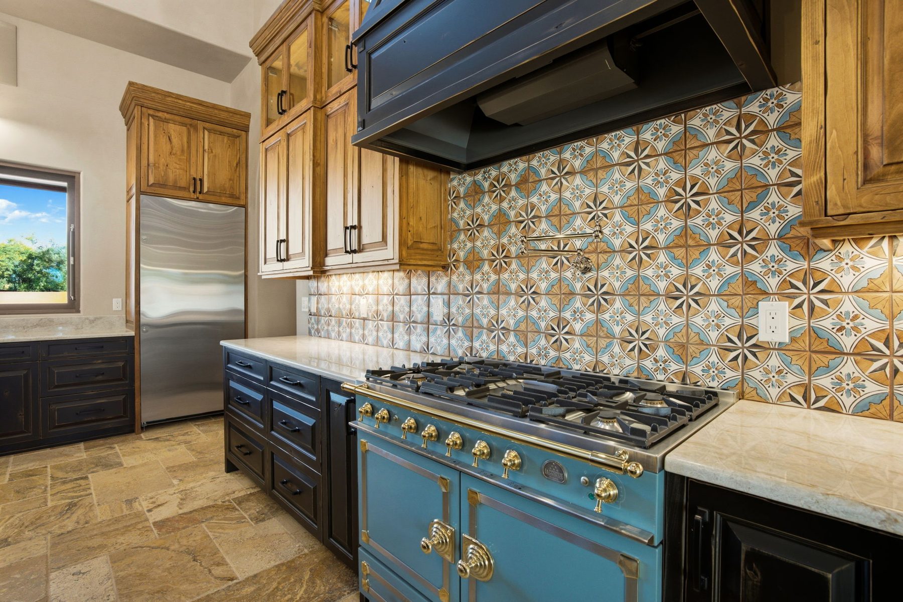 Range wall with patterned tile, North Valley Hacienda, Albuquerque
