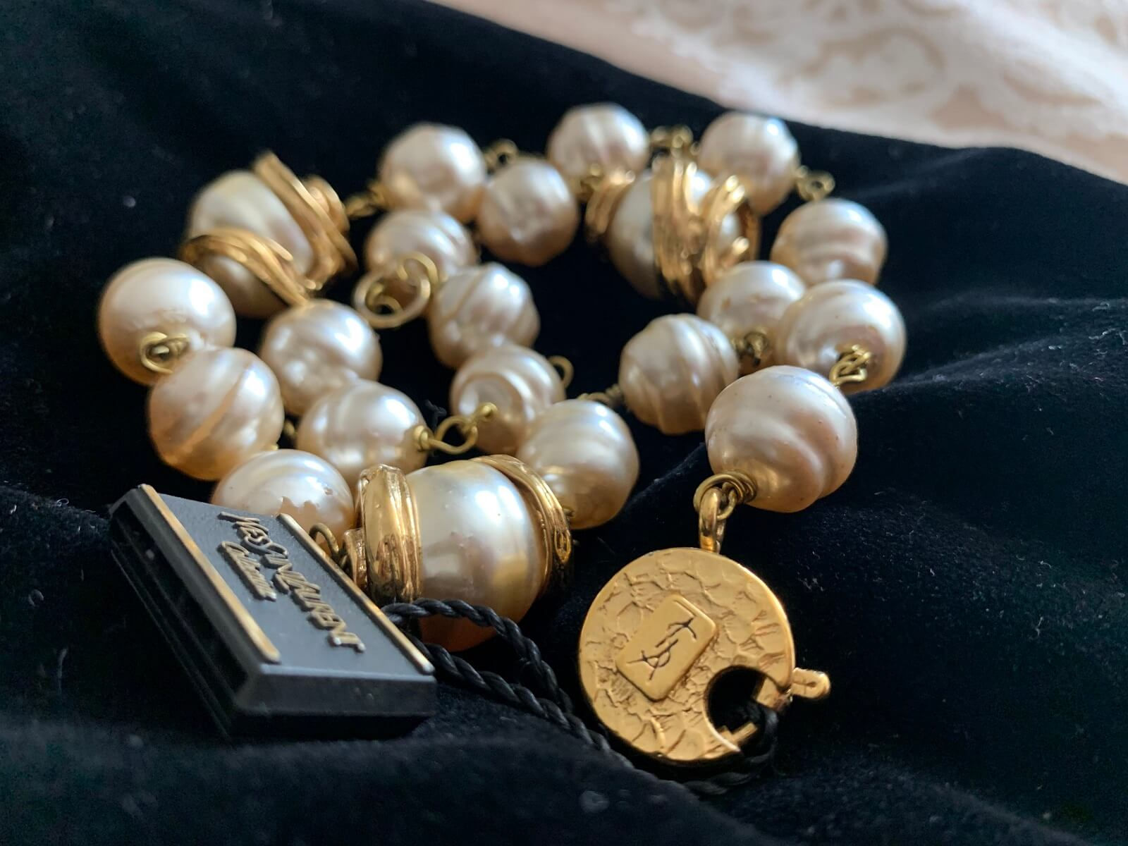 Yves saint laurent vintage pearl necklace