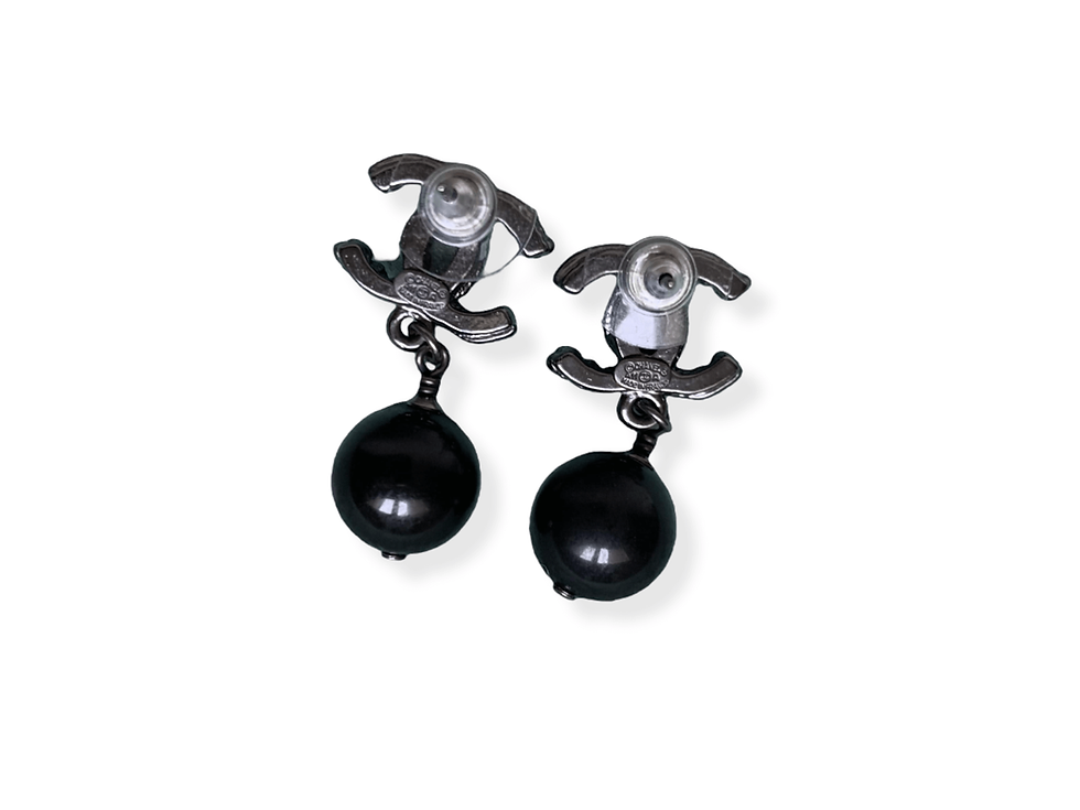 Thumbnail: CHANEL 11A Black Beads CC Logo Necklace Earrings Set