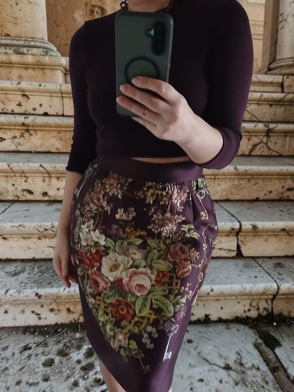 Thumbnail: dolce gabbana roses keys skirt