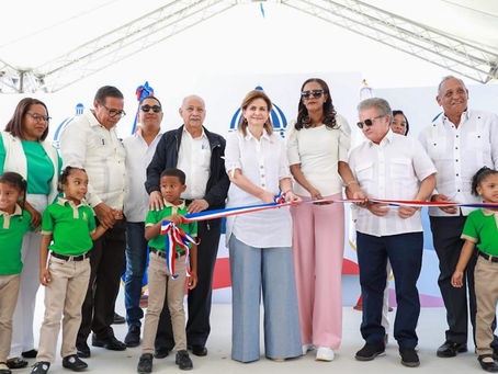 Entregan obras deportivas en La Altagracia, República Dominicana