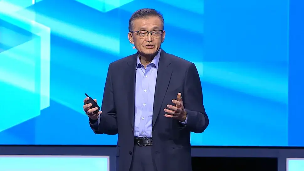 "Es demasiado tarde": Intel admite su rezago en la carrera por la IA