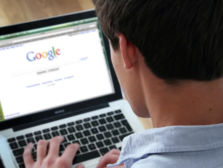 Gestione su huella digital eliminando datos personales de Google