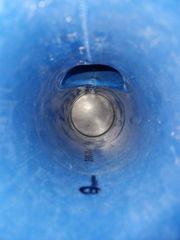 Vnitřek potrubí opravený bezvýkopovou metodou s odbočkou