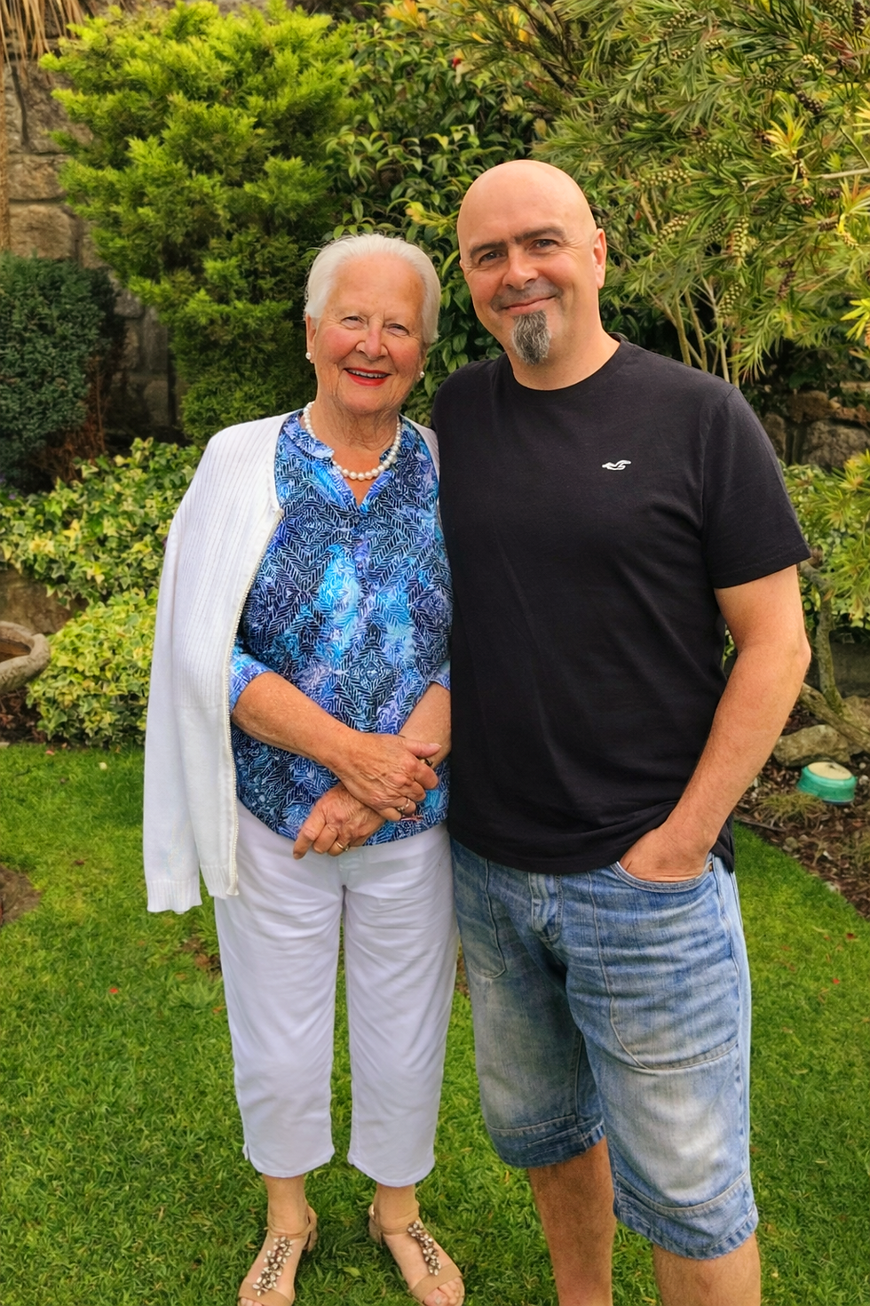 Photo of Russell Taylor and his Mum Dorothy Taylor (Ma Taylor)