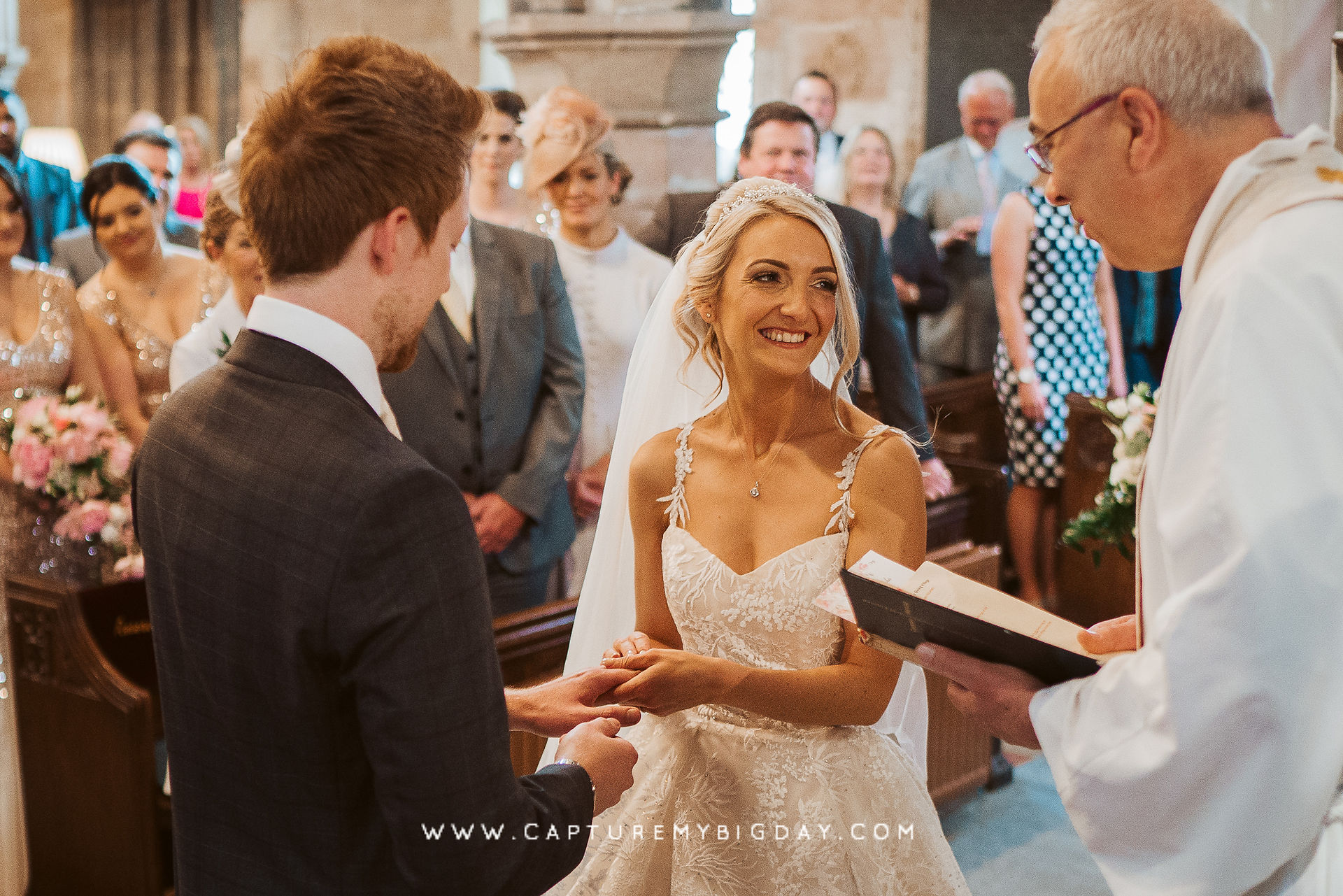 bride saying vows