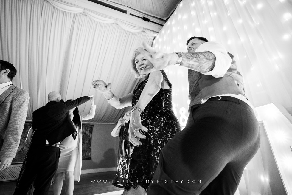 wedding guests dancing