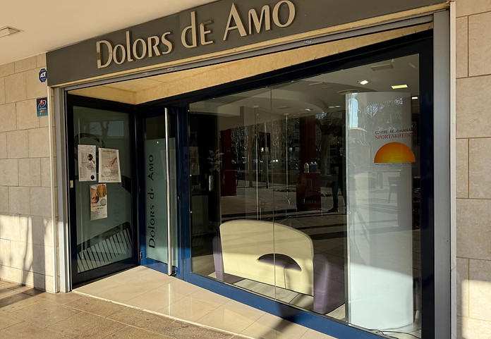 Entrada Peluquería Dolors de Amo en Molins de Rei