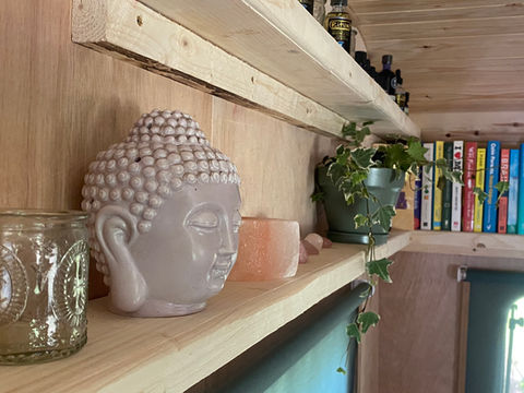 The Holistic Hut - Kingdom, Penshurst, Tonbridge, Kent - massage Tonbridge
