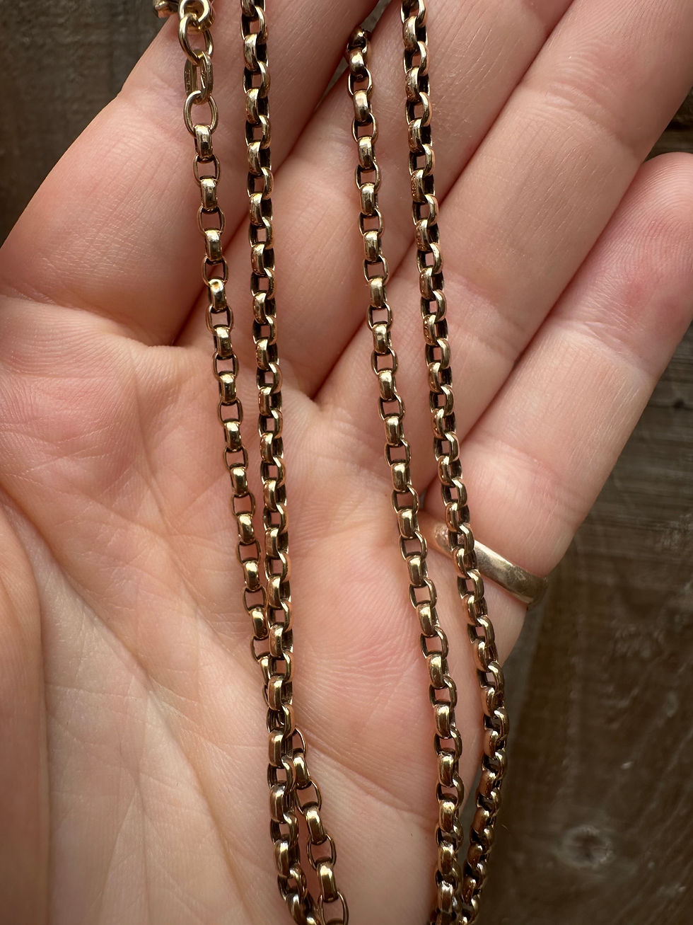 Thumbnail: 9ct gold antique belcher chain