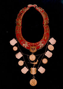 dé ketting.jpg