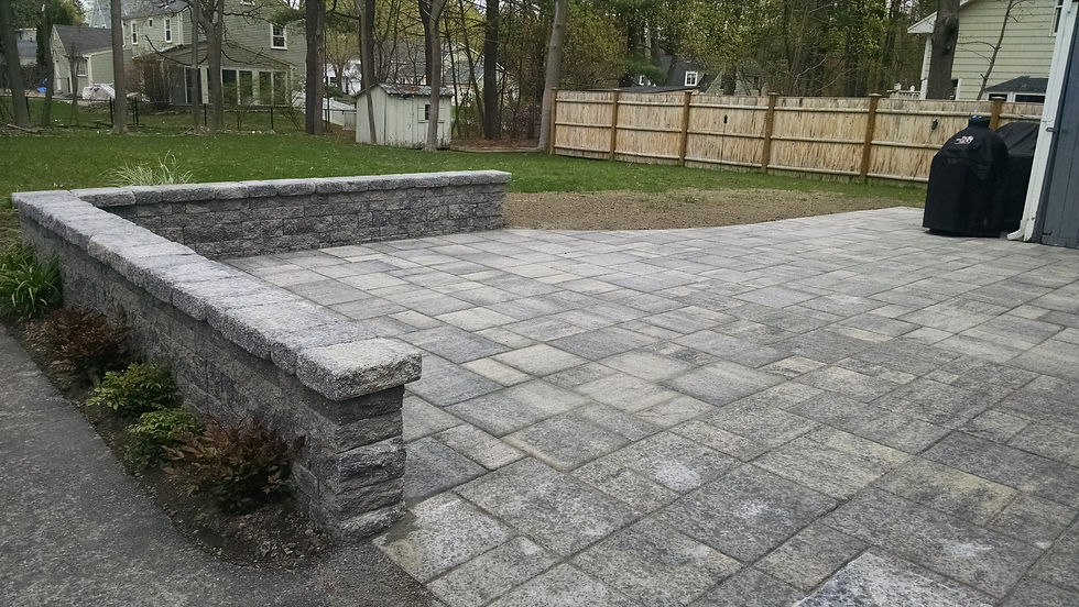 patio with L-shape wall