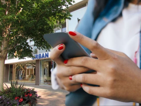 Girl Posts "Small Business Saturday” on Instagram While Walking Into Urban Outfitters