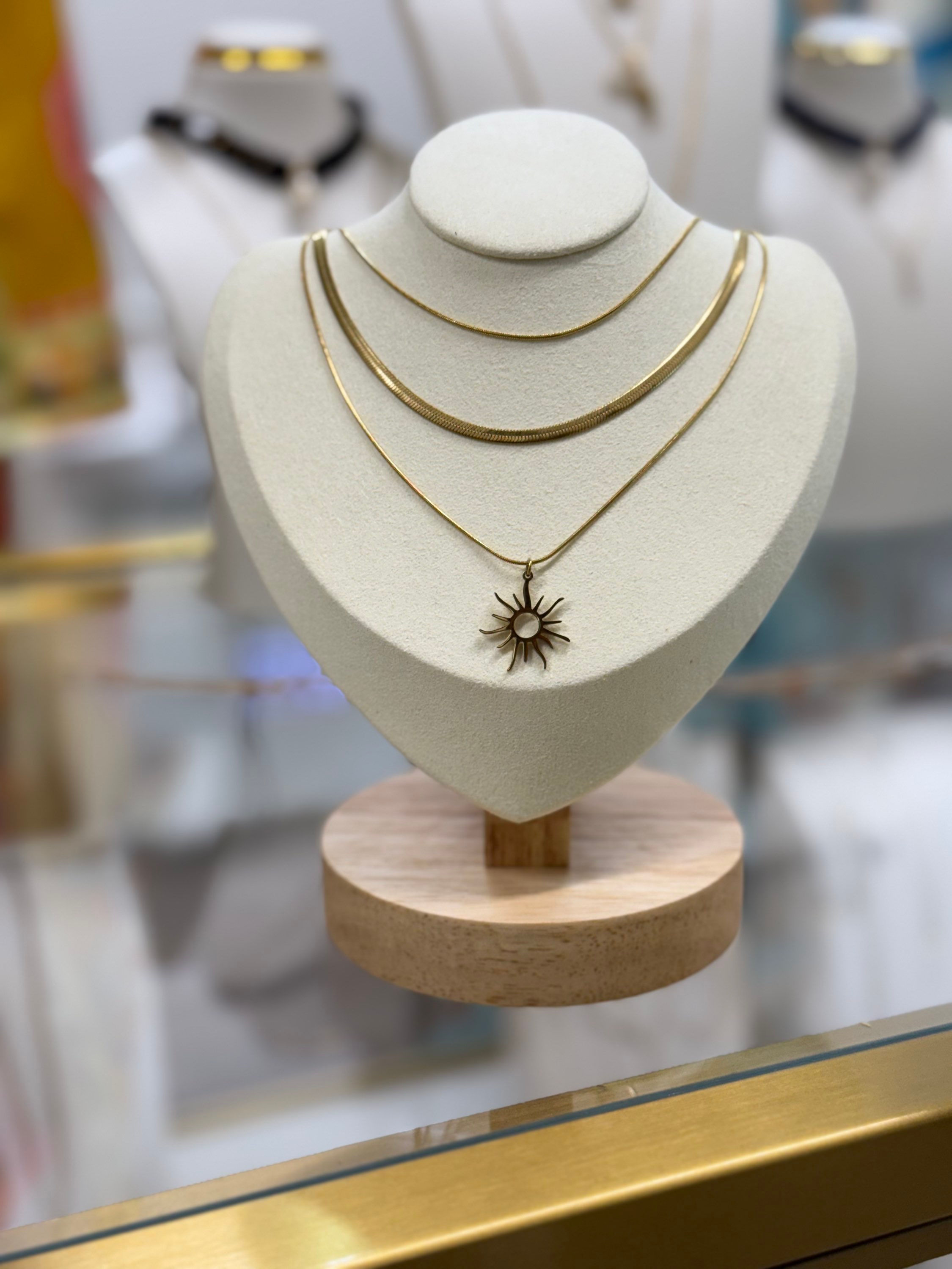 SUNNY NECKLACE
