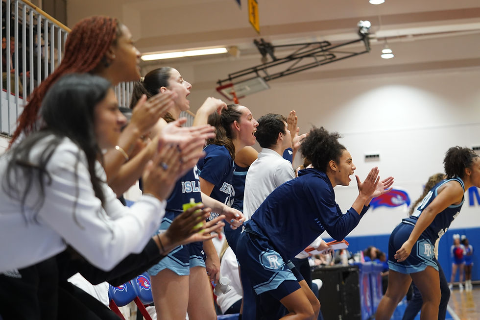 Women's basketball soars over River Hawks in 40+ point victory