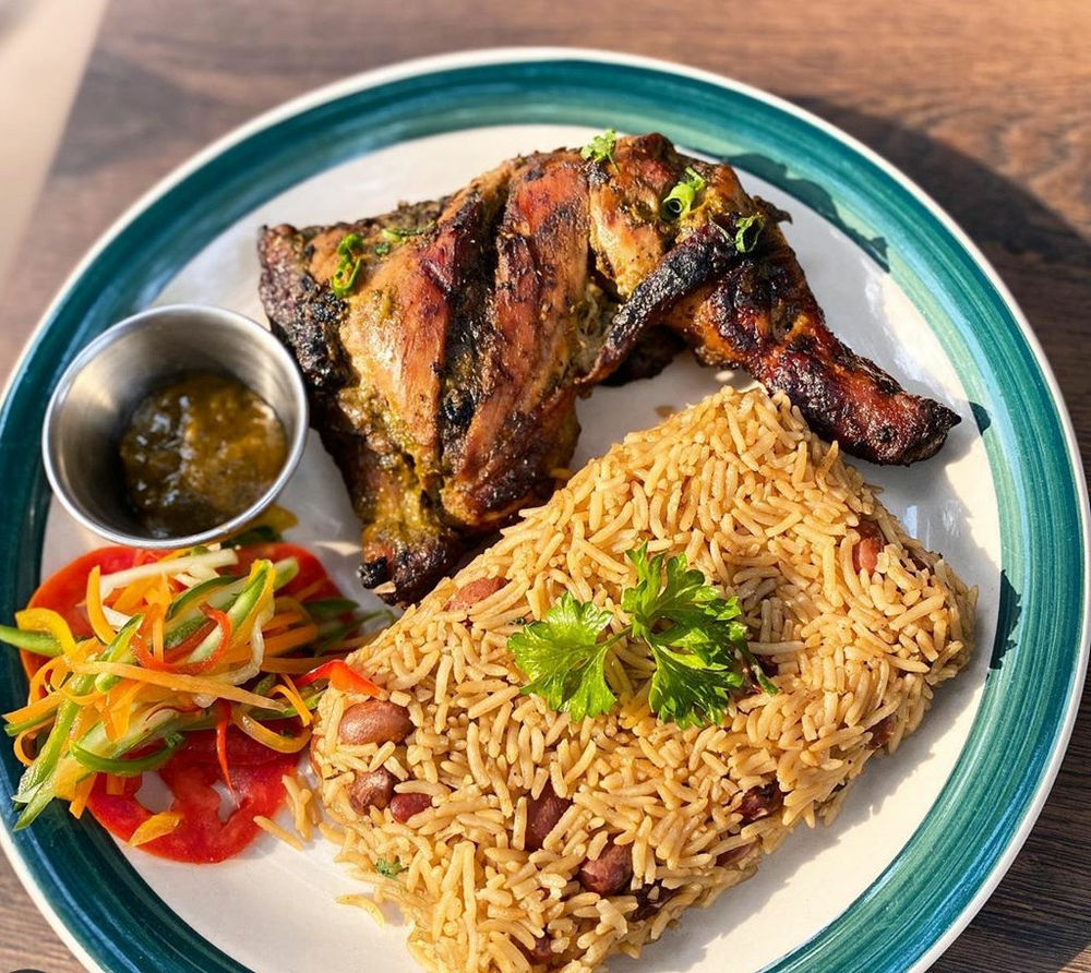 10 Bars In Kampala That Serve Great Food