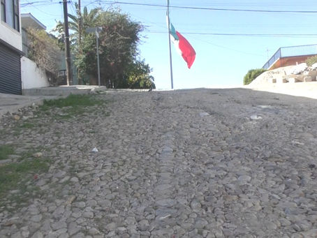 RESIDENTES DE LA COLONIA MORELOS SOLICITAN EL SUMINISTRO DE SERVICIOS BÁSICOS