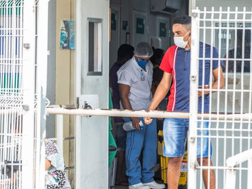 Positividade de testes de Covid em UPAs do Ceará cai e atinge menor índice de 2022