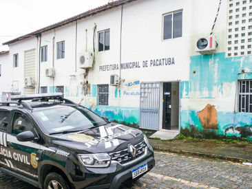 Metade do secretariado de Pacatuba foi preso em operação que investiga contratos de R$ 19 milhões