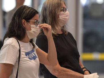 Máscara só será liberada em ambientes fechados quando Ceará atingir 70% na dose de reforço, diz Cami
