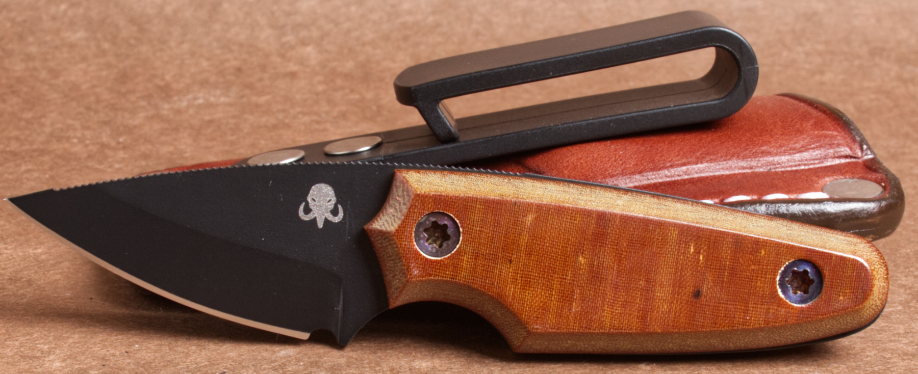 Flint: Nitro V, Vintage Micarta