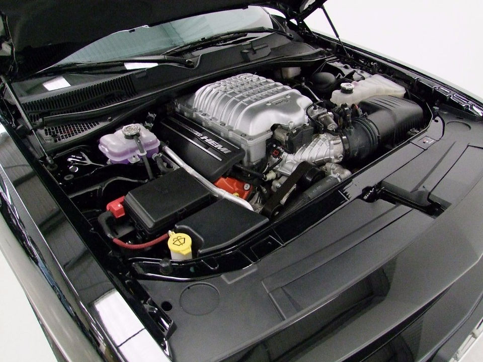 Hellcat Hemi Engine