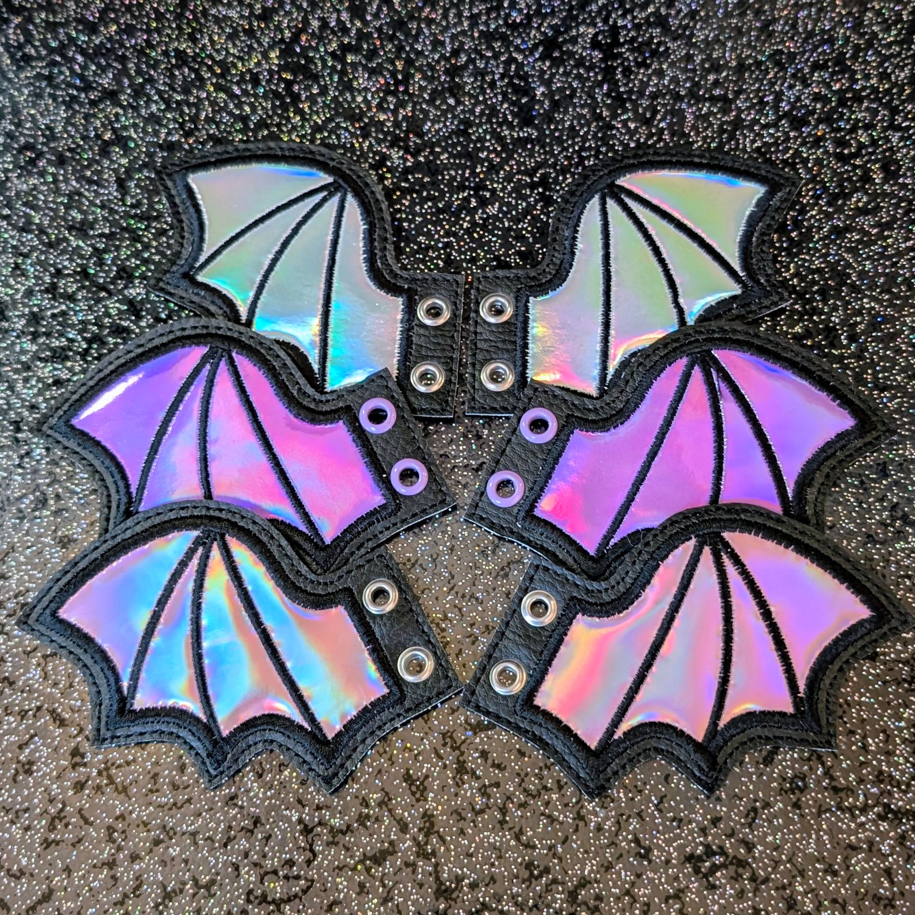 Déco de lacets: ailes de chauve-souris (au choix)
