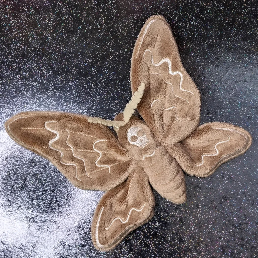 Papillon sphinx brun 