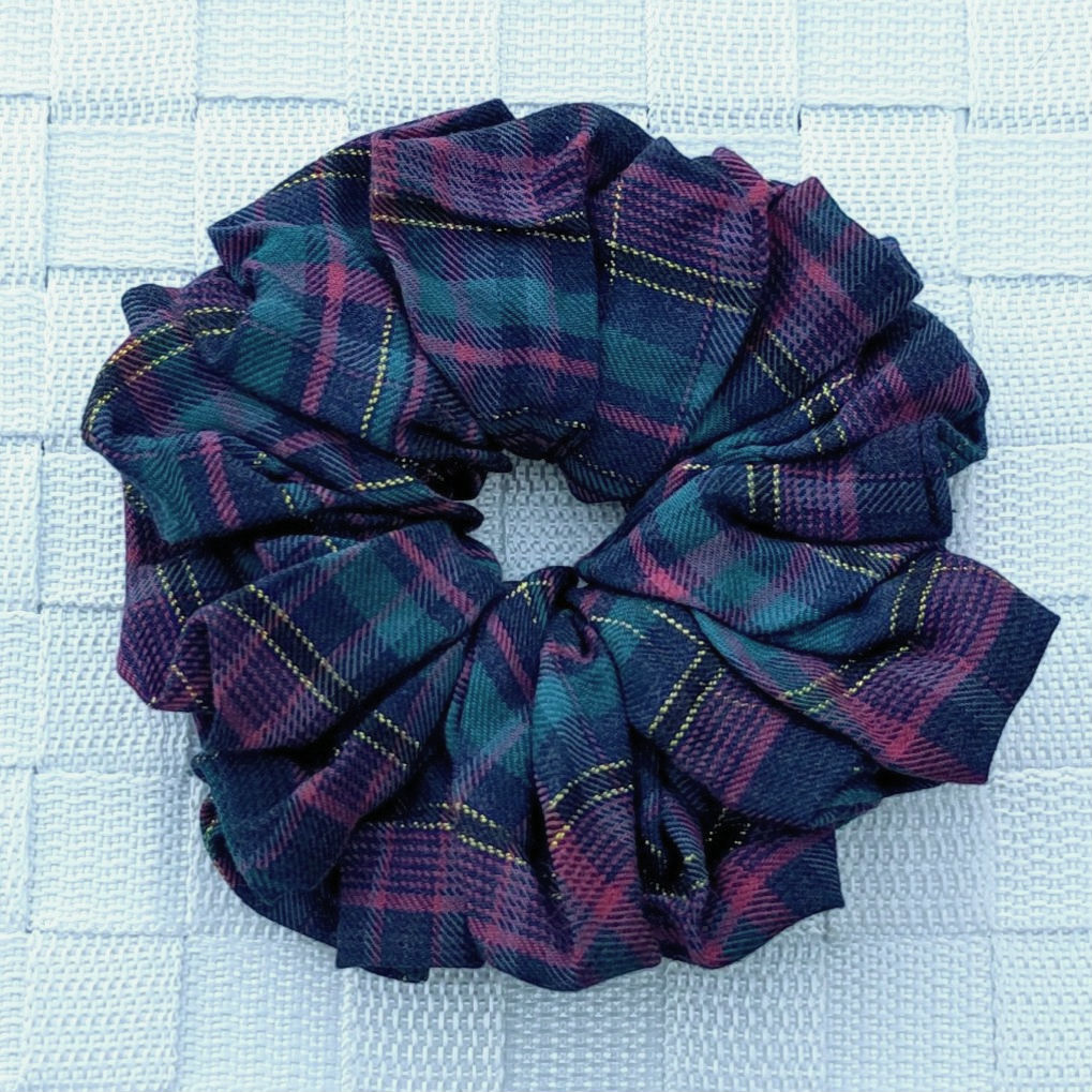 Chouchou / scrunchie tartan bleu/vert/rouge (grand)
