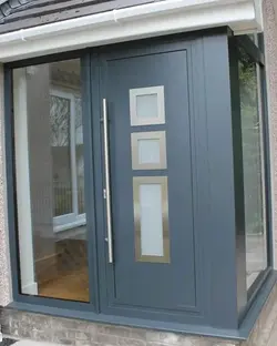 Aluminium door in colour Grey with long bar handle