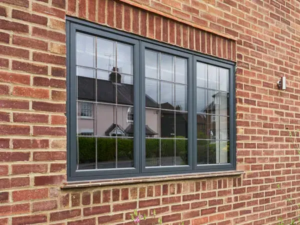 Lusso-Aluminium-Flush-Windows-inner-2.jpg