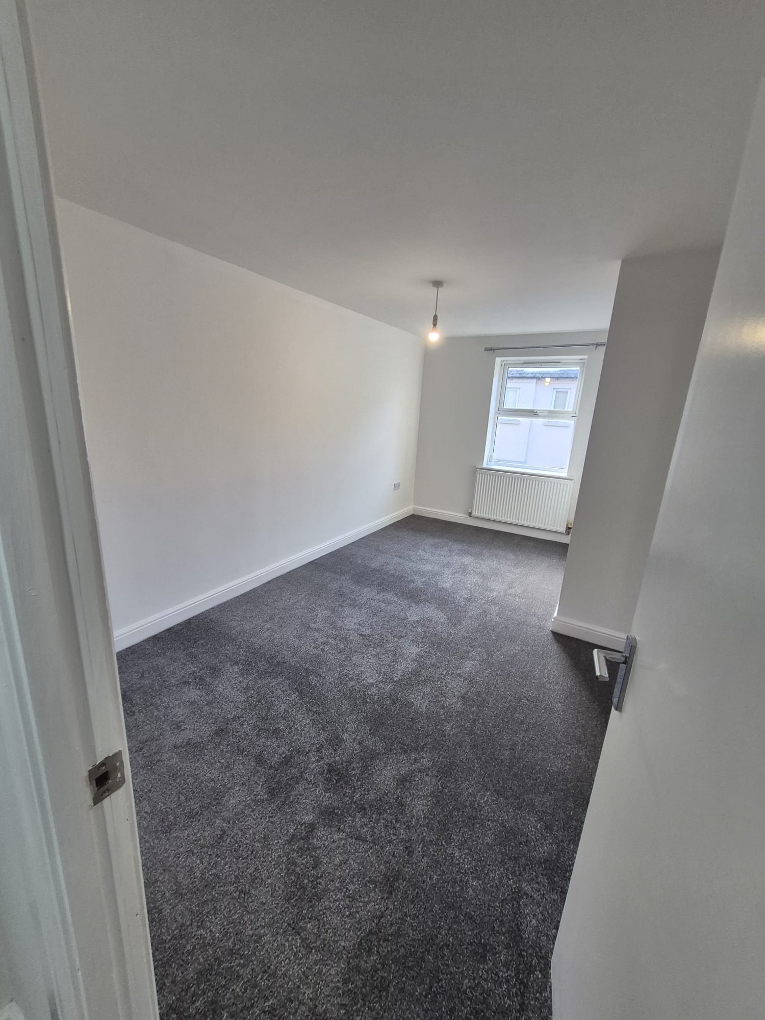 End of tenancy clean — spotless kitchen