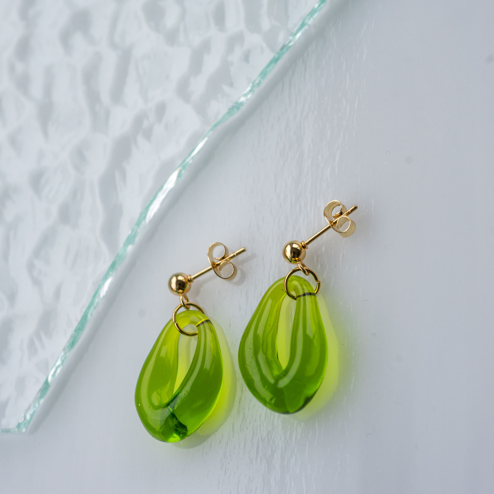 Oorbellen 'moss green'
