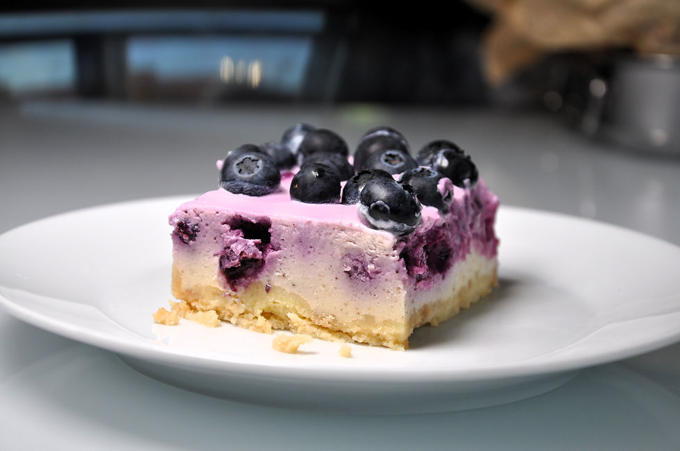 Borůvkový bezlepkový CHEESECAKE na plech