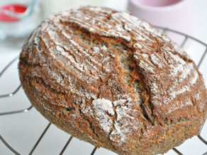 Bezlepkový CHLÉB tmavý s mákem