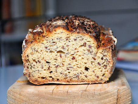 Bezlepkový CHLÉB 3 hrnky s nočním kynutím a video receptem